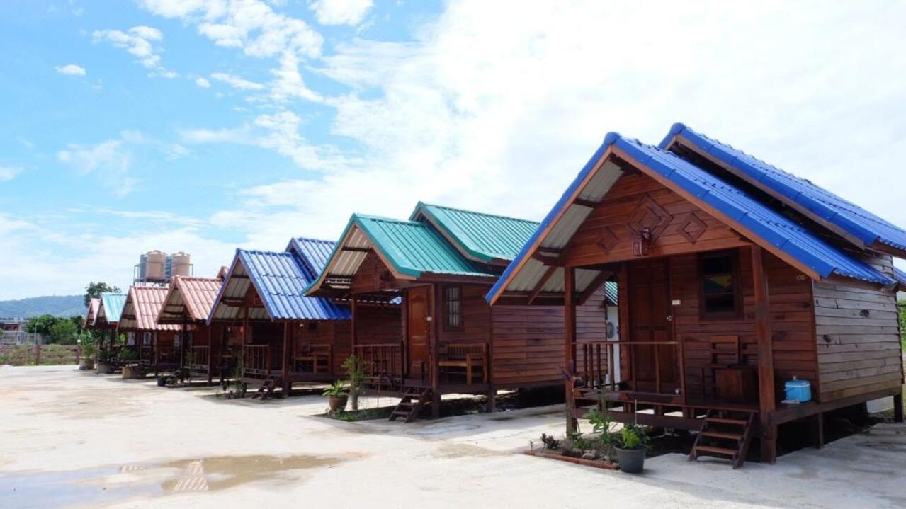 Talad Nam Klong Hae Resort Hat Yai Exterior foto