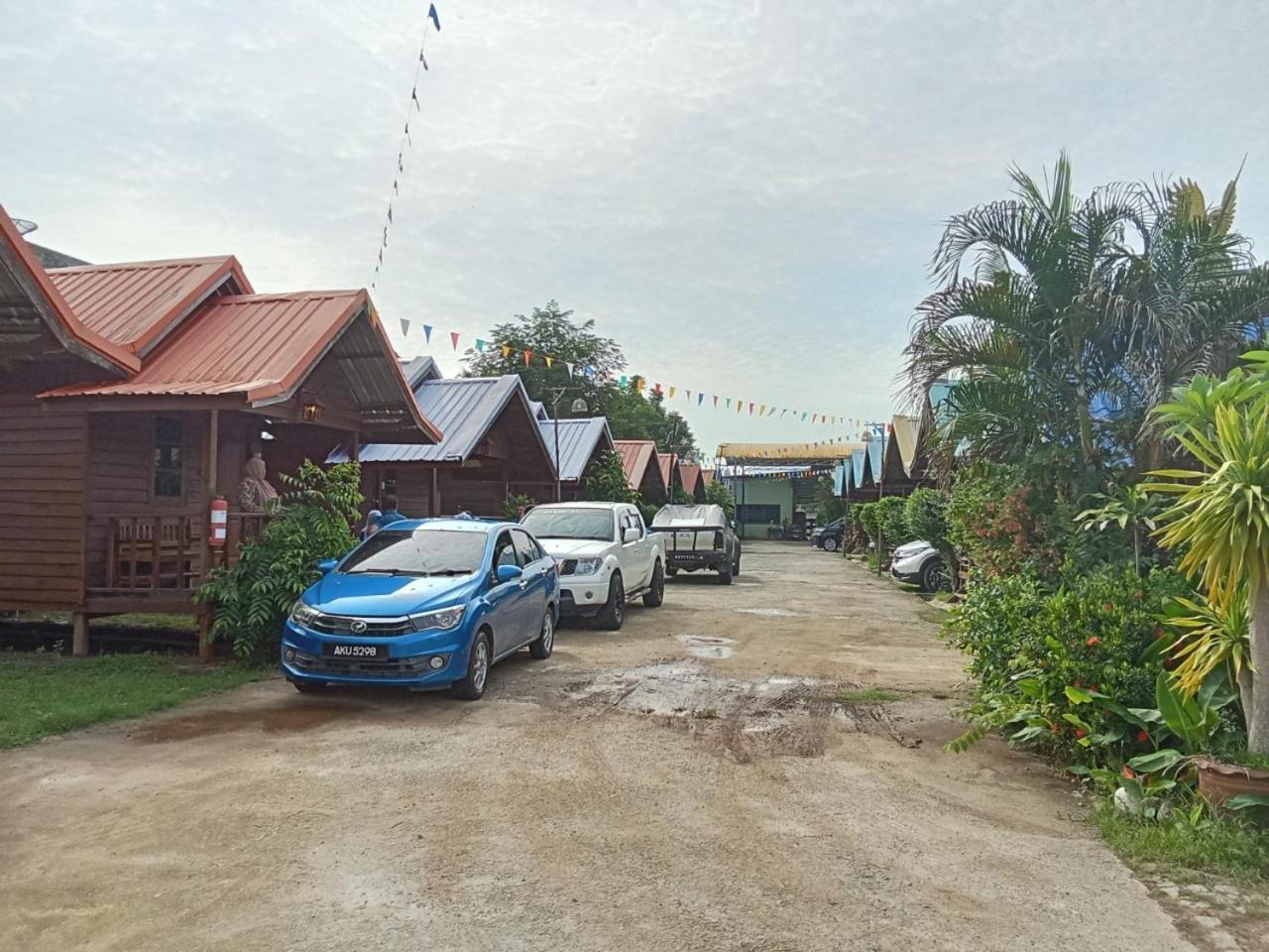 Talad Nam Klong Hae Resort Hat Yai Exterior foto